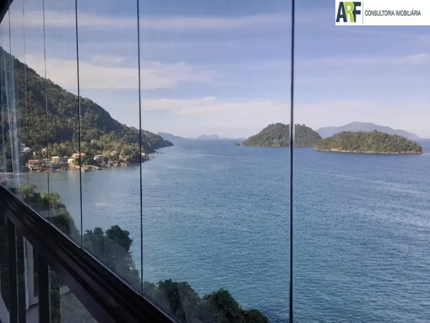 Apartamento com 3 quartos à venda, 149m2 em Mangaratiba - RJ - imagem 3 Foto 3 de Apartamento com 3 quartos à venda, 149m2 em Mangaratiba - RJ