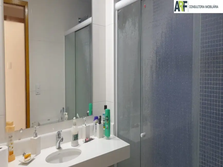 Apartamento com 2 quartos à venda, 77m2 em Mangaratiba - RJ - imagem 9 Foto 9 de Apartamento com 2 quartos à venda, 77m2 em Mangaratiba - RJ