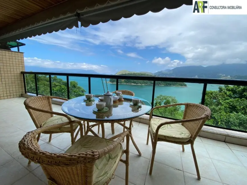 Apartamento com 2 quartos à venda, 93m2 em Mangaratiba - RJ - imagem 3 Foto 3 de Apartamento com 2 quartos à venda, 93m2 em Mangaratiba - RJ