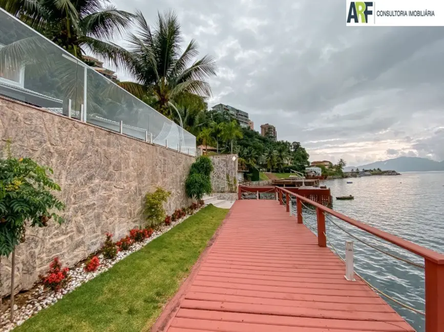 Foto 3 de Casa de Condomínio com 6 quartos à venda, 900m2 em Mangaratiba - RJ