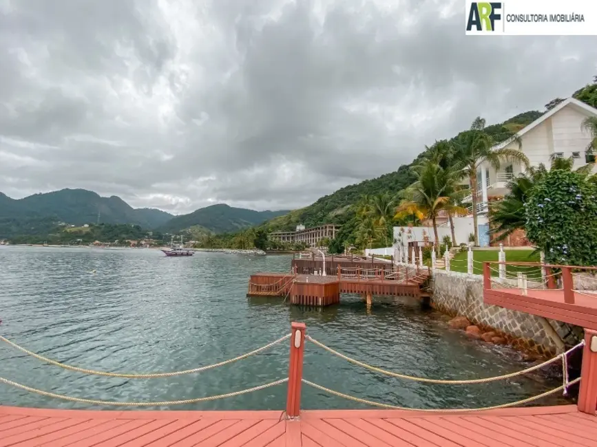 Foto 4 de Casa de Condomínio com 6 quartos à venda, 900m2 em Mangaratiba - RJ