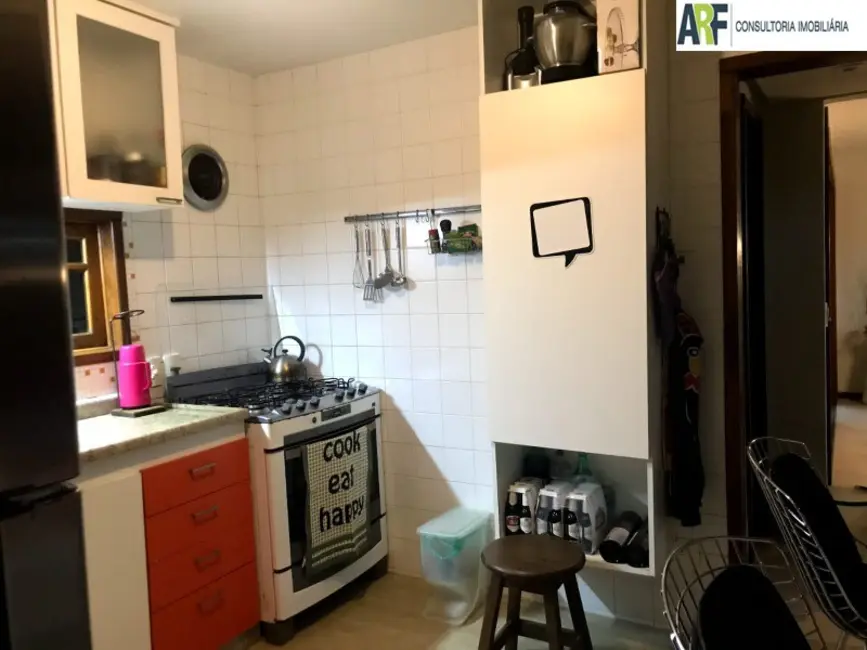 Foto 6 de Casa de Condomínio com 3 quartos à venda, 260m2 em Retiro (Cunhambebe), Angra Dos Reis - RJ