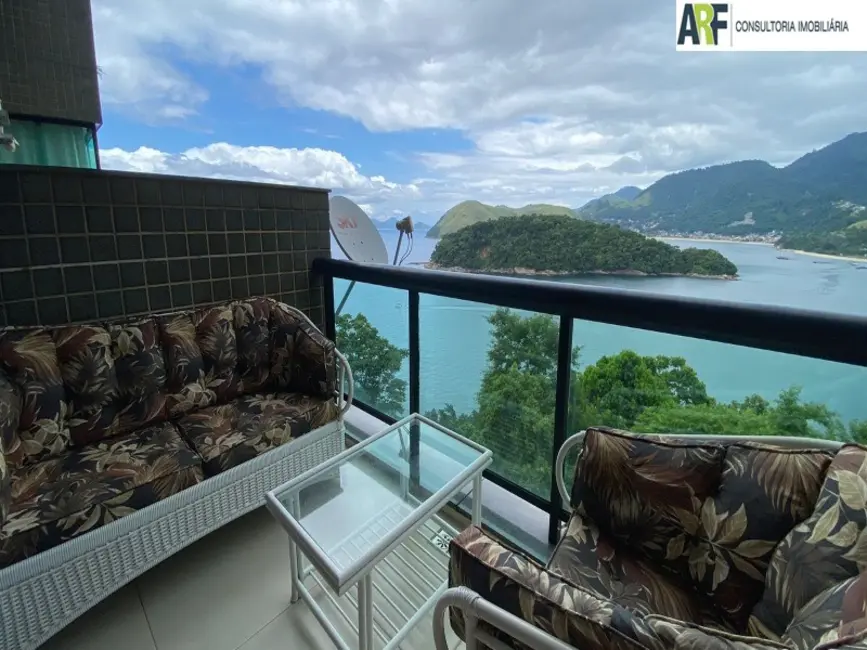 Foto 2 de Apartamento com 2 quartos à venda, 60m2 em Mangaratiba - RJ