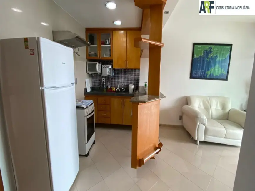 Apartamento com 2 quartos para alugar, 60m2 em Mangaratiba - RJ - imagem 9 Foto 9 de Apartamento com 2 quartos para alugar, 60m2 em Mangaratiba - RJ