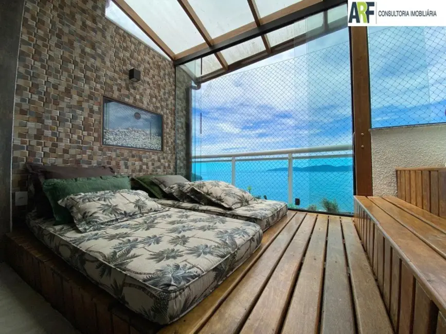 Foto 6 de Apartamento com 2 quartos à venda, 100m2 em Mangaratiba - RJ