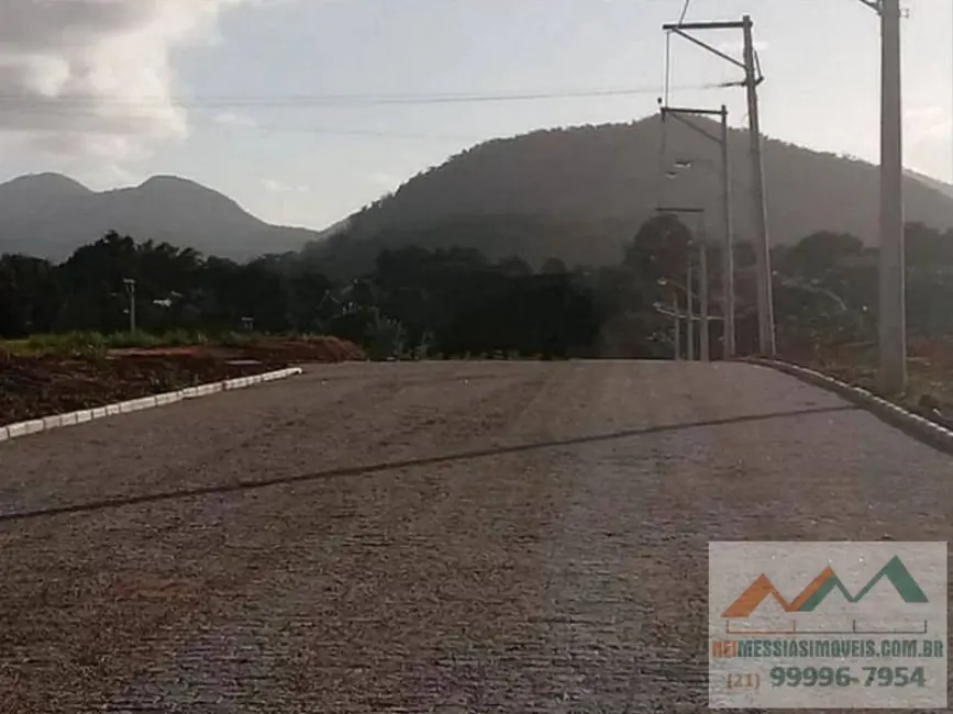 Foto 1 de Terreno / Lote à venda, 240m2 em Ubatiba, Marica - RJ