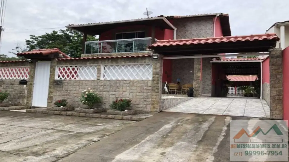 Foto 1 de Casa com 3 quartos à venda, 340m2 em Centro, Marica - RJ