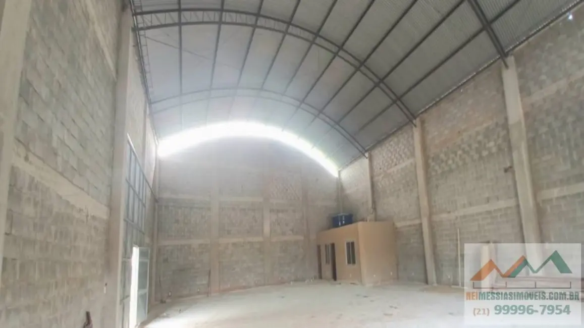 Armazém / Galpão para alugar, 320m2 em Itapeba, Marica - RJ - imagem 3 Foto 3 de Armazém / Galpão para alugar, 320m2 em Itapeba, Marica - RJ