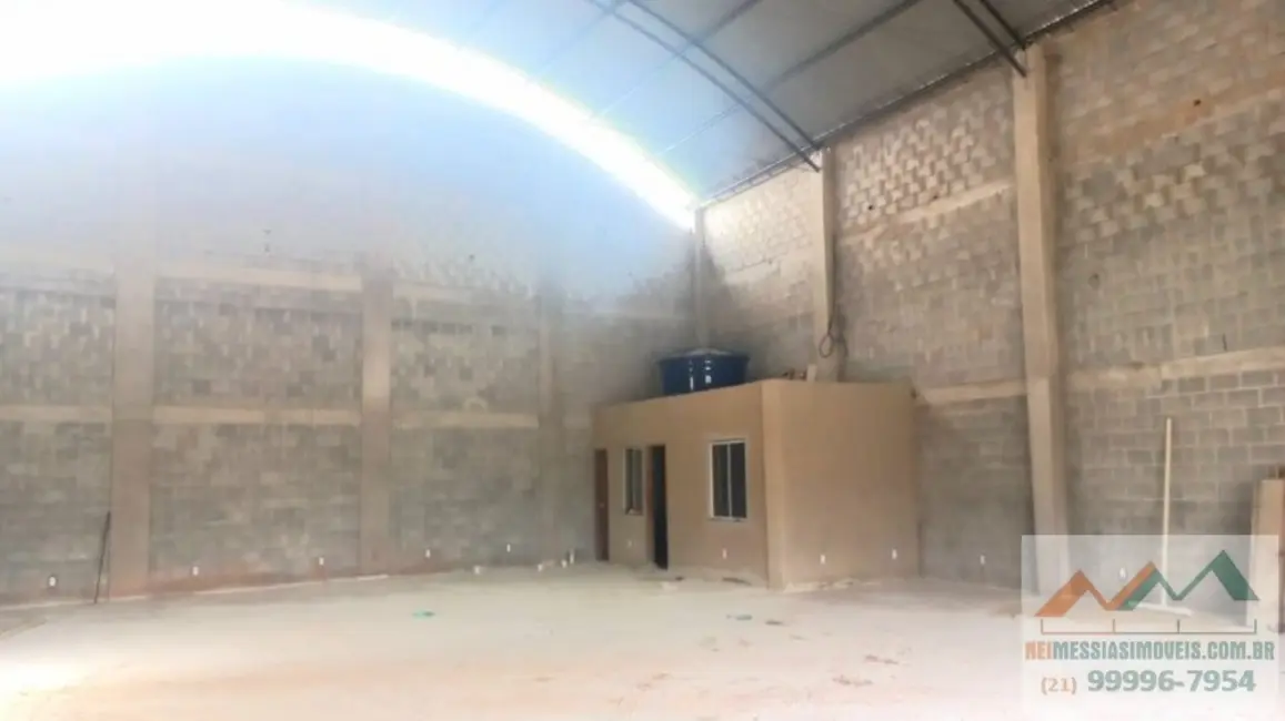 Armazém / Galpão para alugar, 320m2 em Itapeba, Marica - RJ - imagem 5 Foto 5 de Armazém / Galpão para alugar, 320m2 em Itapeba, Marica - RJ