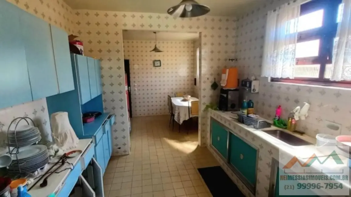 Foto 9 de Casa com 4 quartos à venda, 251m2 em Cordeirinho (Ponta Negra), Marica - RJ