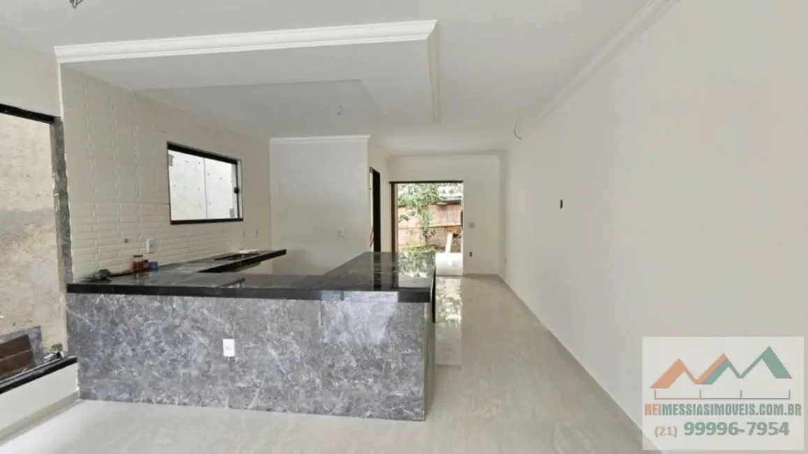 Foto 2 de Casa com 2 quartos à venda, 130m2 em Parque Nanci, Marica - RJ