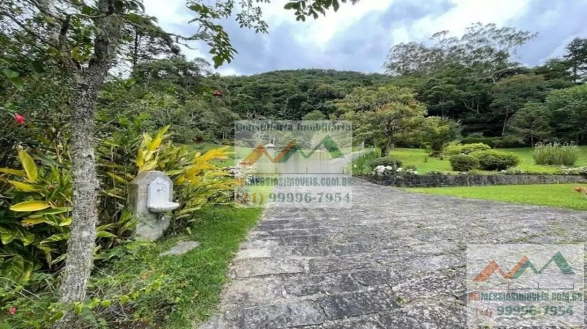 Casa com 5 quartos à venda, 8000m2 em Mury, Nova Friburgo - RJ - imagem 2 Foto 2 de Casa com 5 quartos à venda, 8000m2 em Mury, Nova Friburgo - RJ