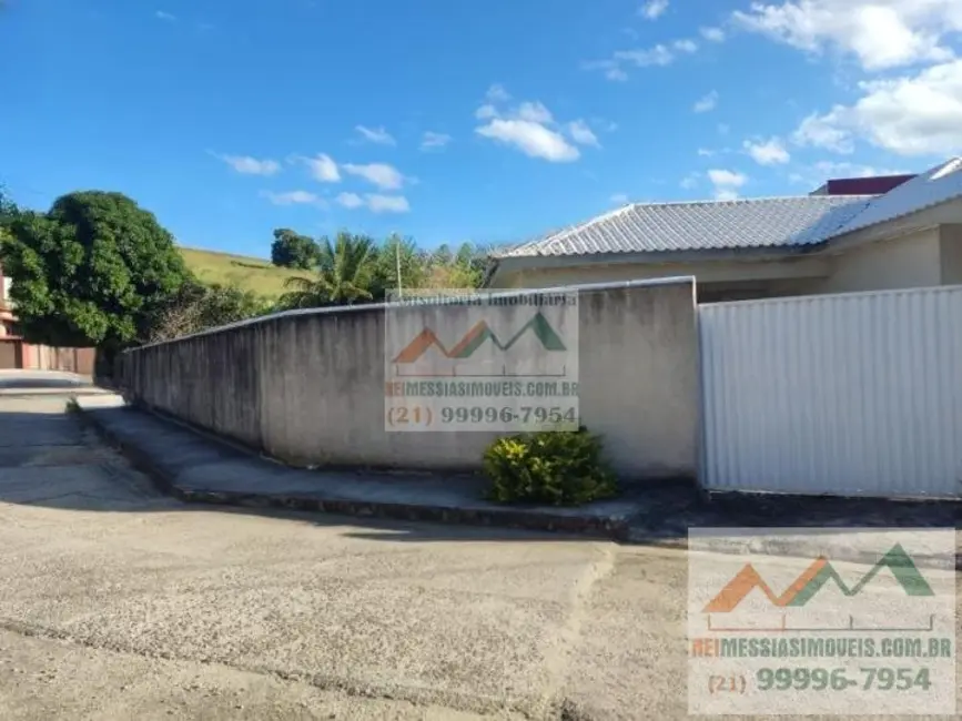 Casa de Condomínio com 3 quartos à venda, 140m2 em Flamengo, Marica - RJ - imagem 3 Foto 3 de Casa de Condomínio com 3 quartos à venda, 140m2 em Flamengo, Marica - RJ