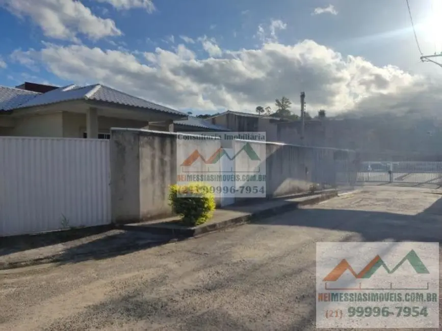 Casa de Condomínio com 3 quartos à venda, 140m2 em Flamengo, Marica - RJ - imagem 2 Foto 2 de Casa de Condomínio com 3 quartos à venda, 140m2 em Flamengo, Marica - RJ