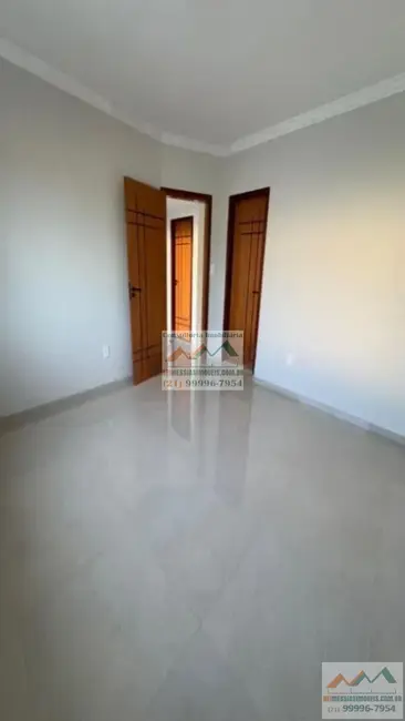 Casa de Condomínio com 3 quartos à venda, 180m2 em Flamengo, Marica - RJ - imagem 9 Foto 9 de Casa de Condomínio com 3 quartos à venda, 180m2 em Flamengo, Marica - RJ