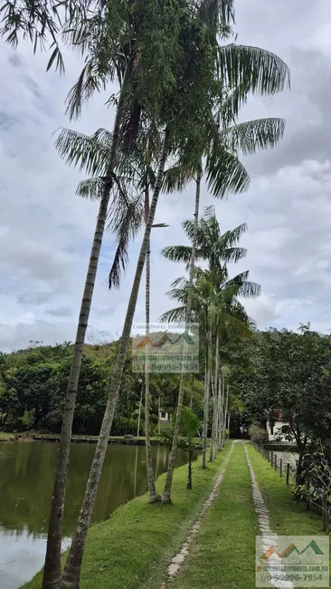 Foto 2 de Fazenda / Haras com 4 quartos à venda, 300m2 em Centro, Rio Bonito - RJ