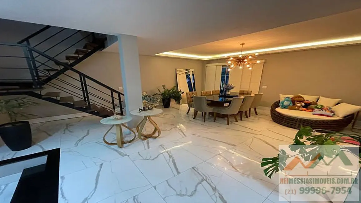 Casa com 5 quartos à venda, 280m2 em Parque Nanci, Marica - RJ - imagem 2 Foto 2 de Casa com 5 quartos à venda, 280m2 em Parque Nanci, Marica - RJ