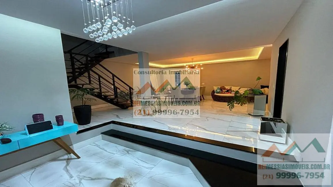 Casa com 5 quartos à venda, 280m2 em Parque Nanci, Marica - RJ - imagem 1 Foto 1 de Casa com 5 quartos à venda, 280m2 em Parque Nanci, Marica - RJ