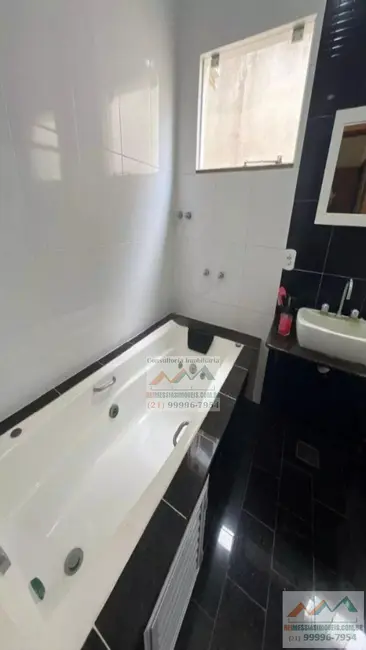 Casa de Condomínio com 3 quartos à venda, 161m2 em Ponta Grossa, Marica - RJ - imagem 7 Foto 7 de Casa de Condomínio com 3 quartos à venda, 161m2 em Ponta Grossa, Marica - RJ