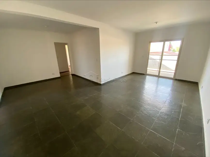 Foto 1 de Apartamento com 3 quartos para alugar, 116m2 em Mococa - SP