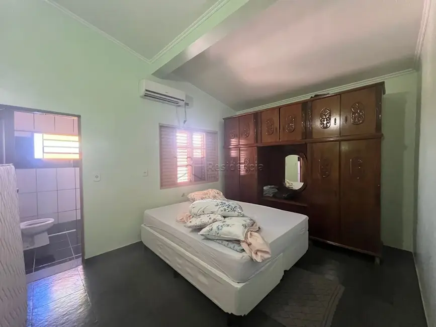 Foto 1 de Sobrado com 2 quartos à venda, 164m2 em Mococa - SP