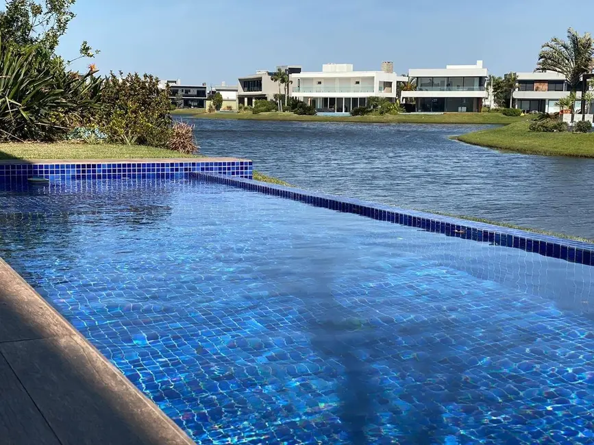 Foto 2 de Casa com 5 quartos à venda em Centro, Xangri-lá - RS