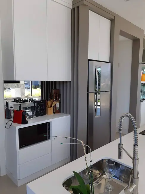 Foto 9 de Casa com 4 quartos à venda, 204m2 em Xangri-lá - RS