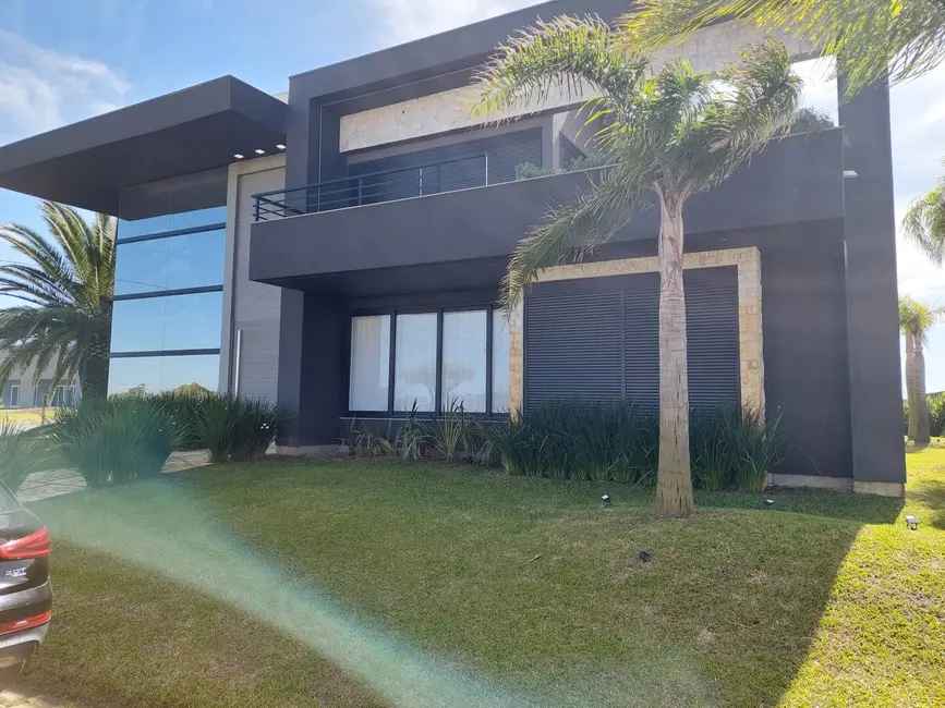 Foto 1 de Casa com 4 quartos à venda em Osorio - RS