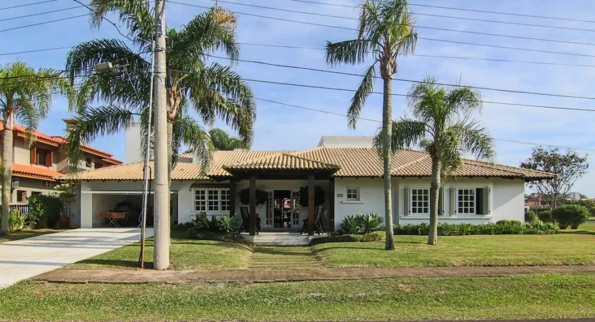 Casa com 5 quartos à venda em Xangri-lá - RS - imagem 6 Foto 6 de Casa com 5 quartos à venda em Xangri-lá - RS
