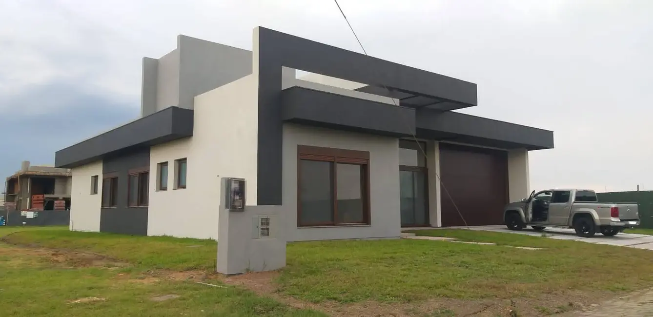 Foto 1 de Casa com 4 quartos à venda, 600m2 em Osorio - RS