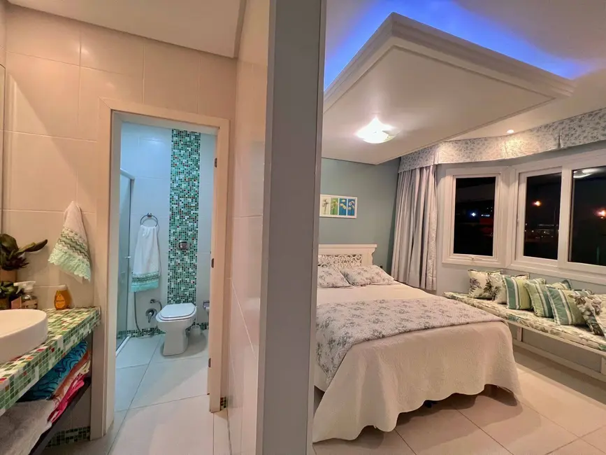 Foto 6 de Casa com 4 quartos à venda, 3030m2 em Xangri-lá - RS