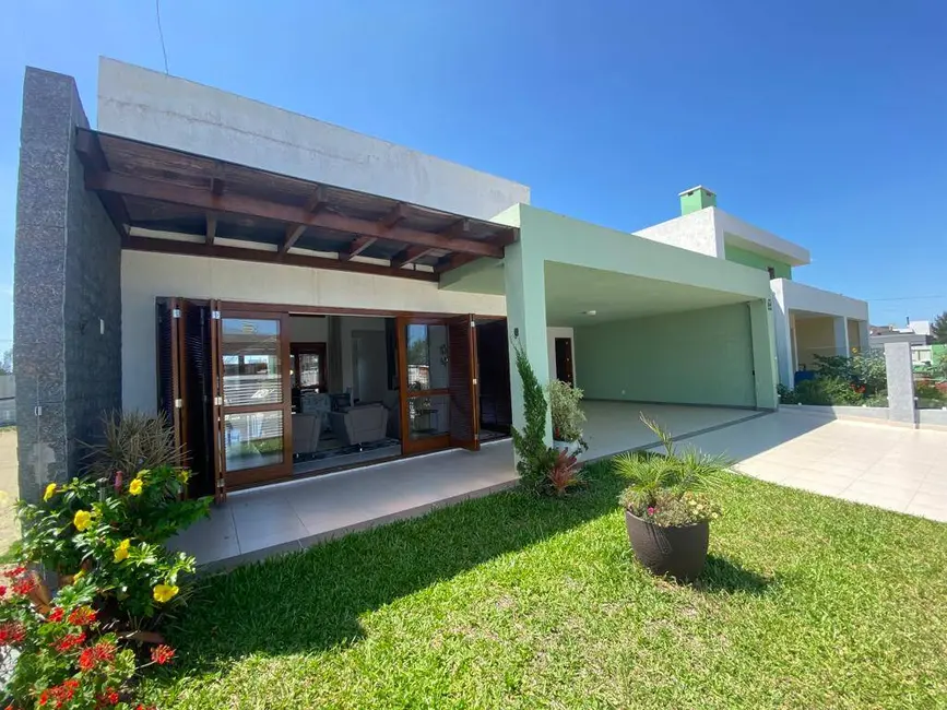 Foto 3 de Casa com 3 quartos à venda, 300m2 em Osorio - RS