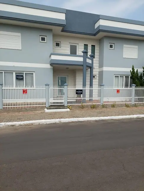 Foto 1 de Casa com 6 quartos à venda em Osorio - RS