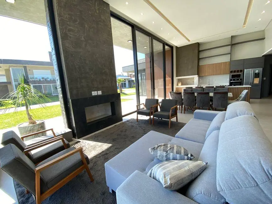 Foto 3 de Casa com 3 quartos à venda em Osorio - RS