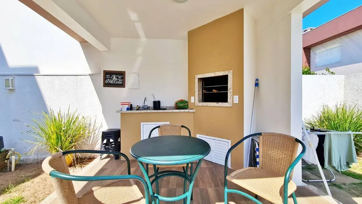 Foto 4 de Casa com 4 quartos à venda em Xangri-lá - RS