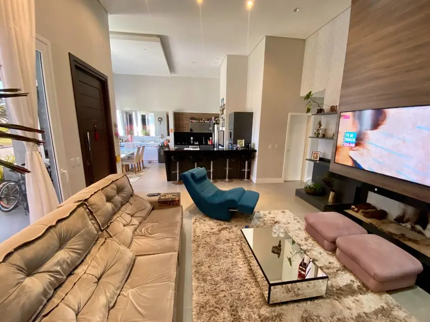Foto 5 de Casa com 4 quartos à venda em Xangri-lá - RS