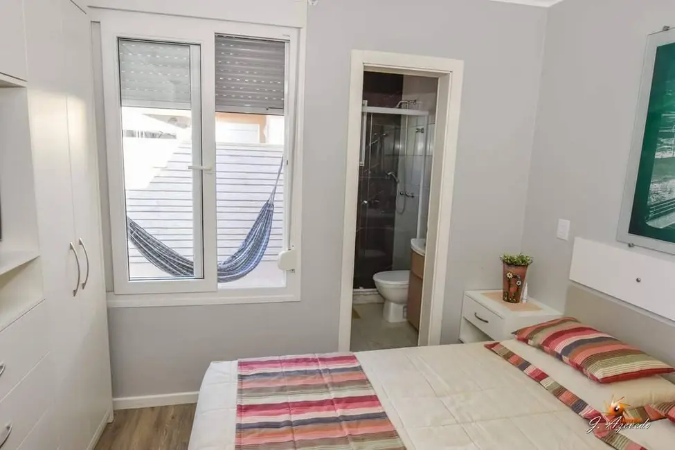 Casa com 3 quartos à venda, 70m2 em Xangri-lá - RS - imagem 4 Foto 4 de Casa com 3 quartos à venda, 70m2 em Xangri-lá - RS