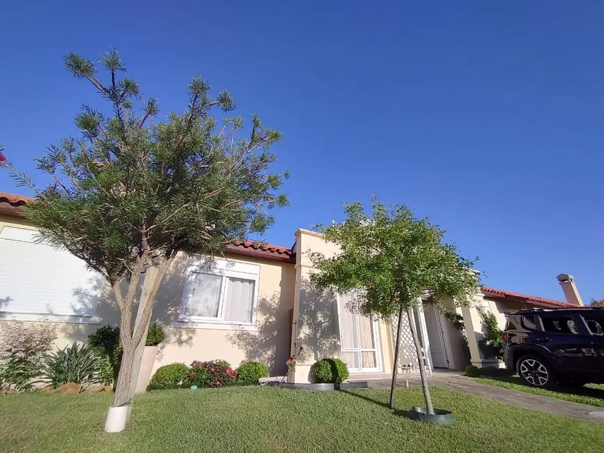 Foto 1 de Casa com 3 quartos à venda, 70m2 em Xangri-lá - RS