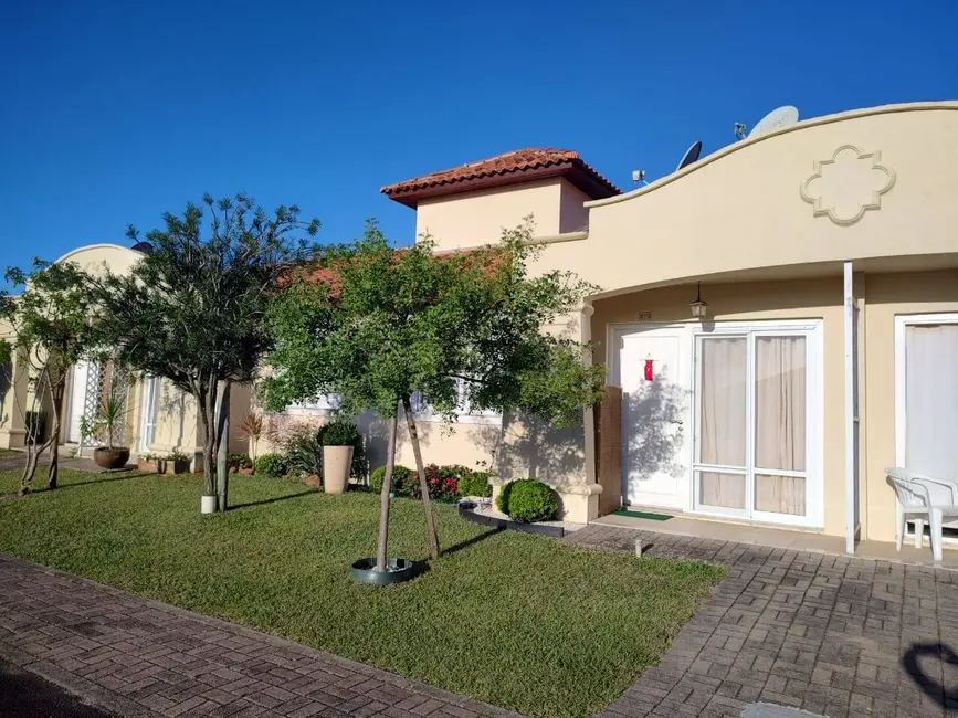 Foto 2 de Casa com 3 quartos à venda, 70m2 em Xangri-lá - RS