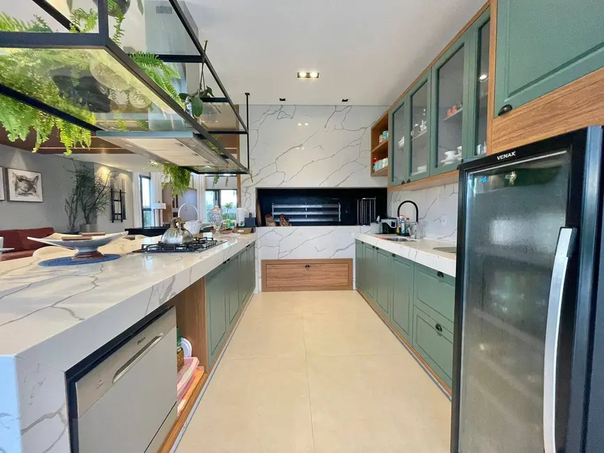 Casa com 5 quartos à venda, 457m2 em Centro, Xangri-lá - RS - imagem 8 Foto 8 de Casa com 5 quartos à venda, 457m2 em Centro, Xangri-lá - RS