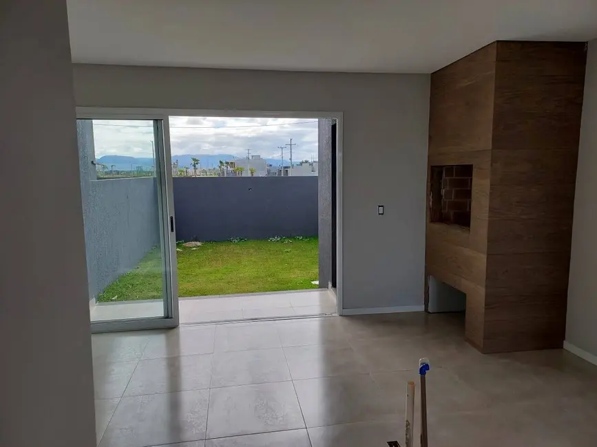 Casa com 2 quartos à venda, 100m2 em Centro, Xangri-lá - RS - imagem 8 Foto 8 de Casa com 2 quartos à venda, 100m2 em Centro, Xangri-lá - RS
