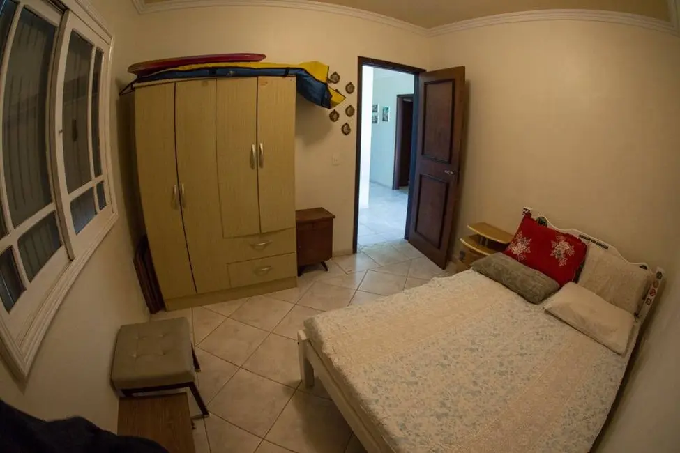 Casa com 3 quartos à venda em Xangri-lá - RS - imagem 8 Foto 8 de Casa com 3 quartos à venda em Xangri-lá - RS