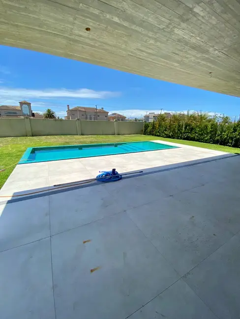 Foto 4 de Casa à venda, 536m2 em Xangri-lá - RS