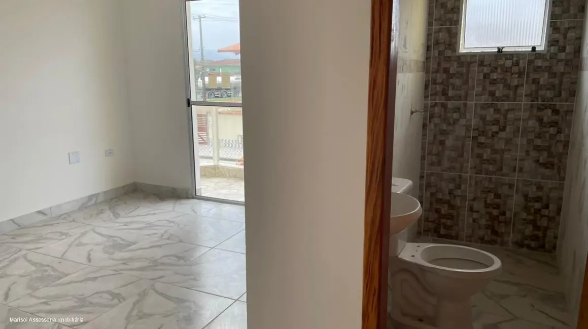 Foto 6 de Casa com 2 quartos à venda, 65m2 em Itanhaem - SP