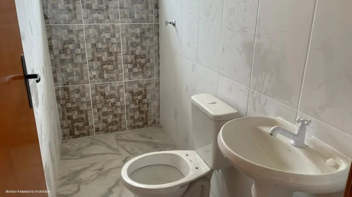 Foto 7 de Casa com 2 quartos à venda, 65m2 em Itanhaem - SP