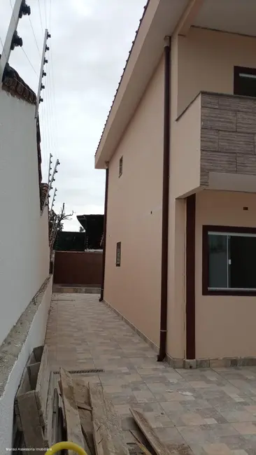 Foto 3 de Casa com 2 quartos à venda, 69m2 em Itanhaem - SP
