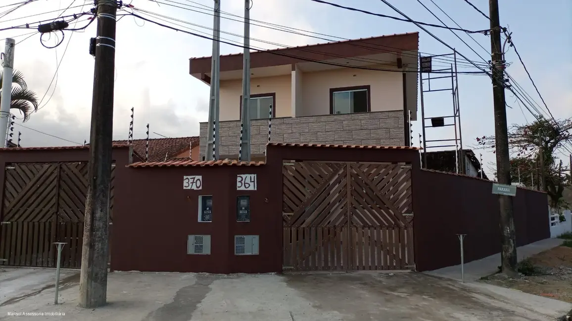 Foto 1 de Casa com 2 quartos à venda, 69m2 em Itanhaem - SP