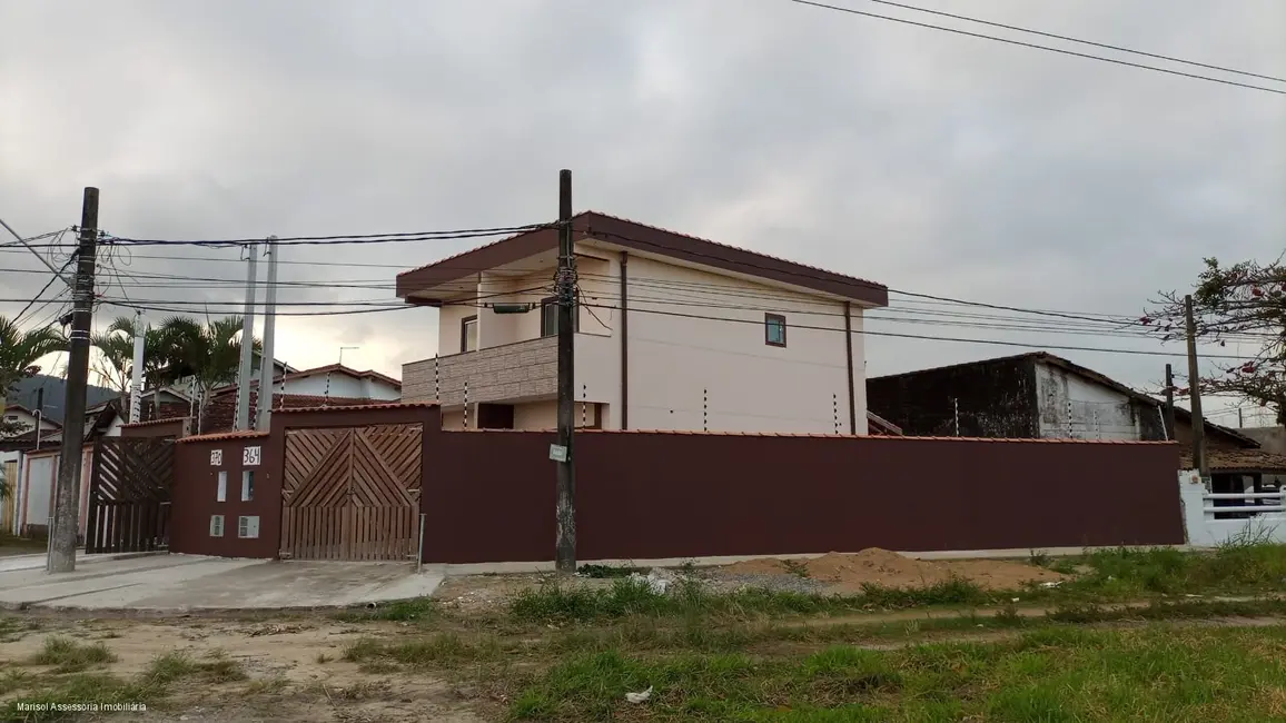Foto 4 de Casa com 2 quartos à venda, 69m2 em Itanhaem - SP