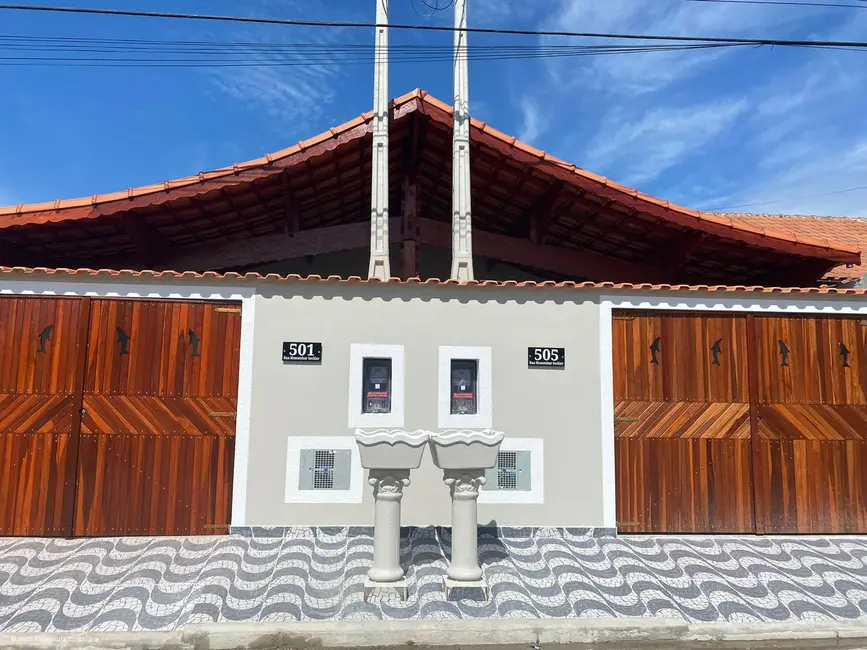 Foto 1 de Casa com 2 quartos à venda, 84m2 em Mongagua - SP