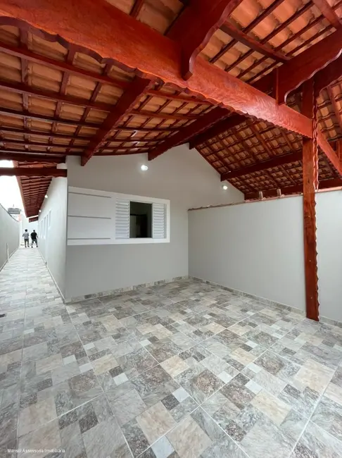 Foto 6 de Casa com 2 quartos à venda, 84m2 em Mongagua - SP